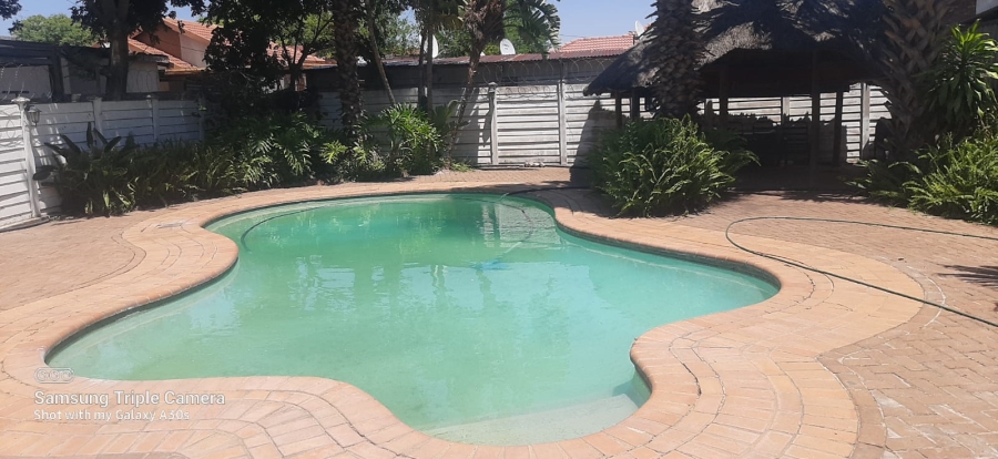 3 Bedroom Property for Sale in Rustenburg North North West